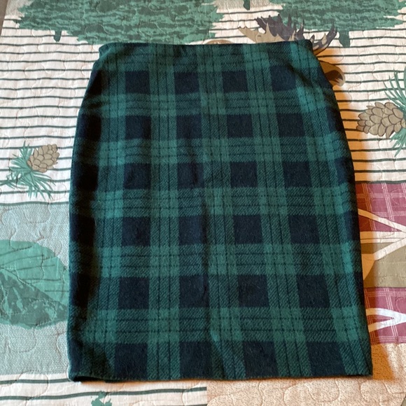 Skirt - Picture 2 of 4
